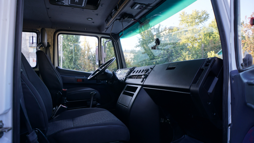 Mercedes Vario 512 кабина