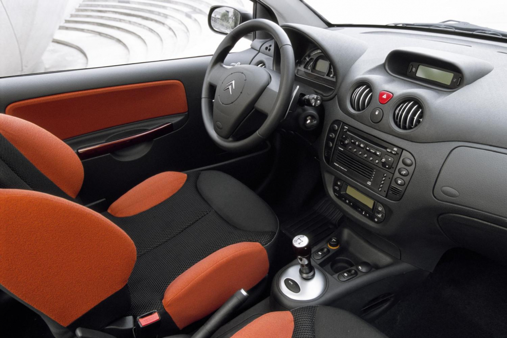 Citroen c2 салон