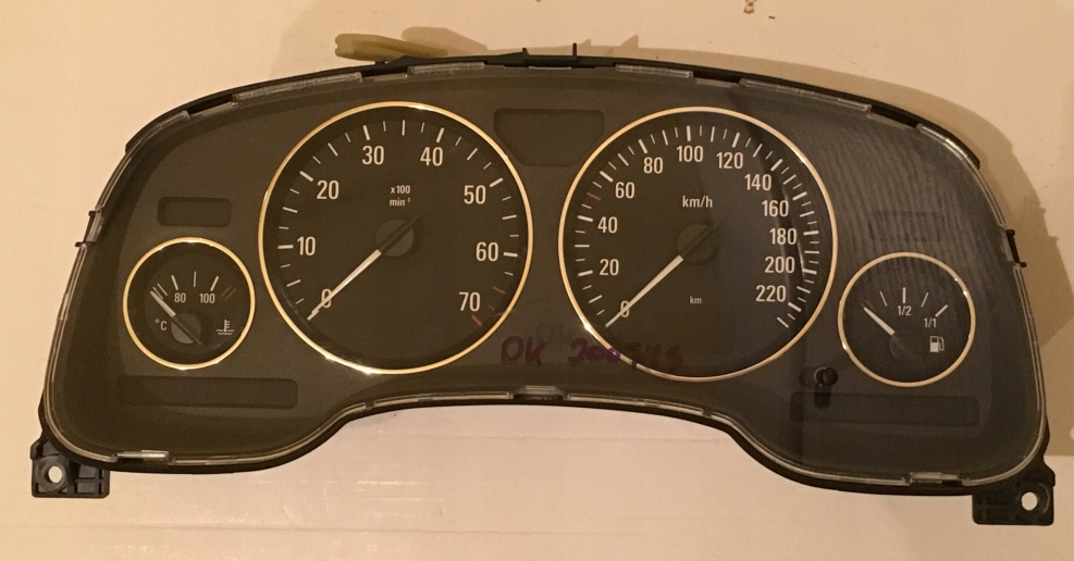 Opel Astra h панель приборов