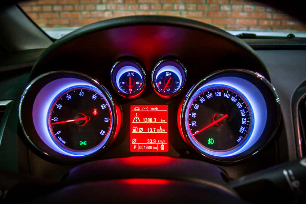 Панель приборов бу gl1500