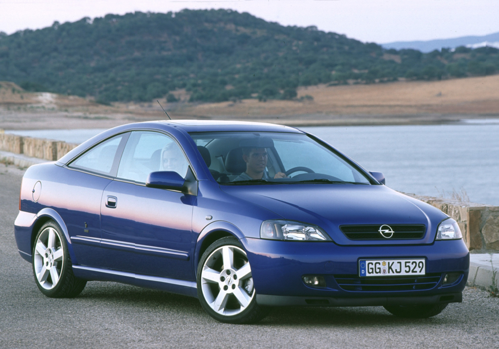 Opel Astra g 1998 купе