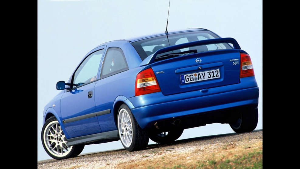 Opel Astra 1999 хэтчбек