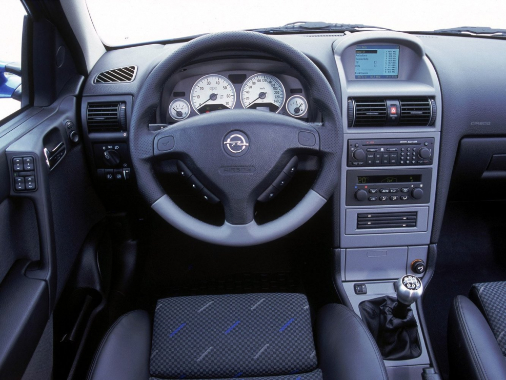 Opel Astra g 2003 салон