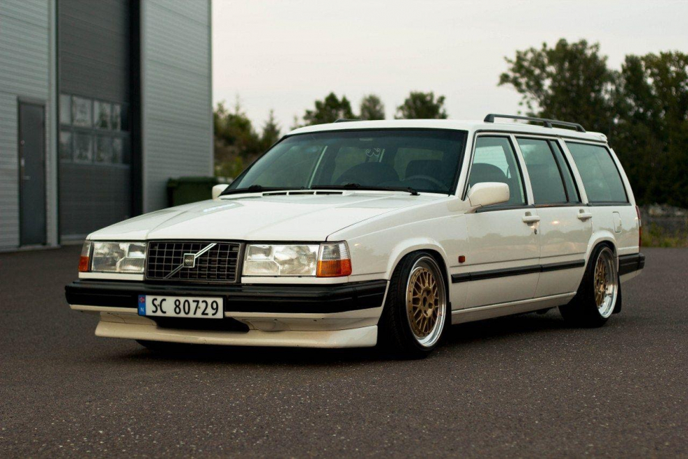 Volvo 940 белая