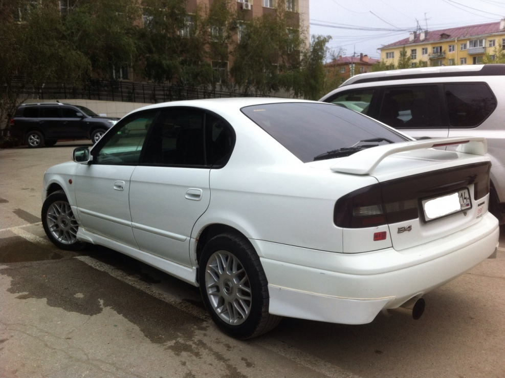 Subaru Legacy b4 1997