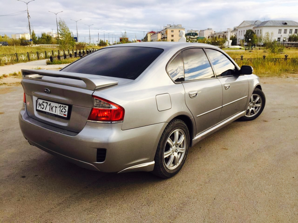 Subaru Legacy b4 2008 год