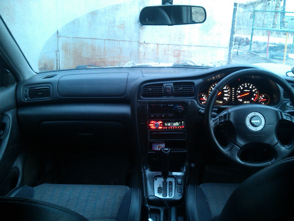 Subaru Legacy b4 салон