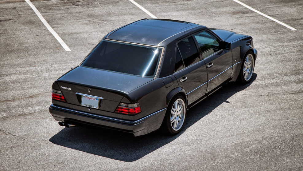 Мерседес-Бенц w124 е300