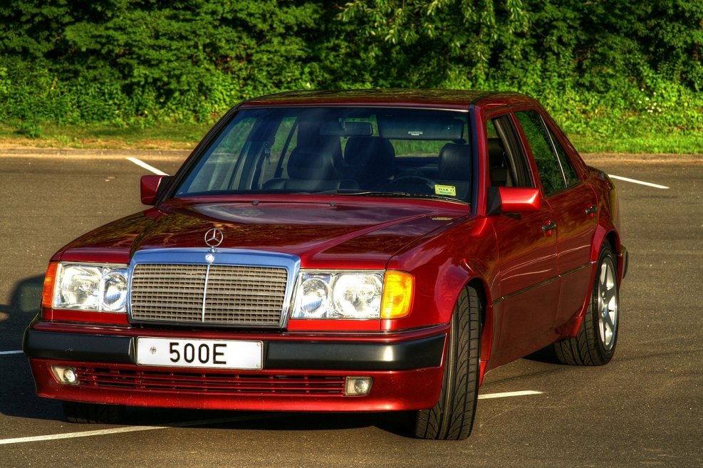 Mercedes-Benz w124