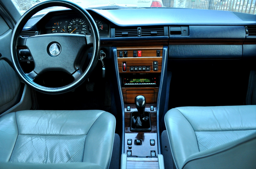 Mercedes Benz w124 e420