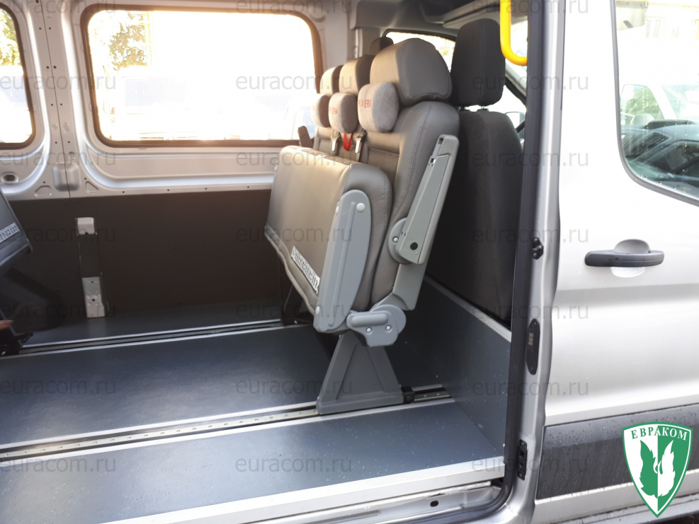 Ford Transit Kombi 8+1 салон