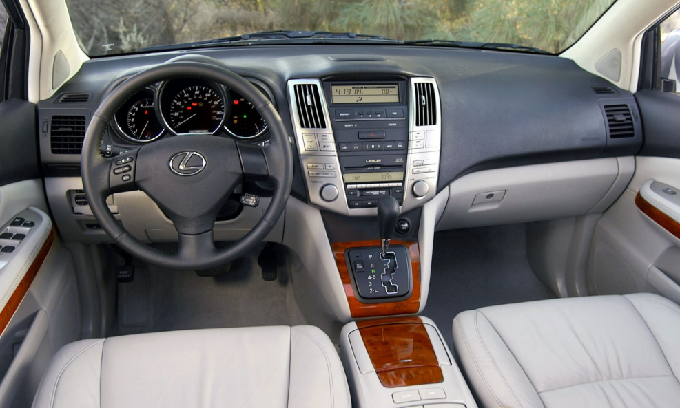 Lexus rx300 2008 салон