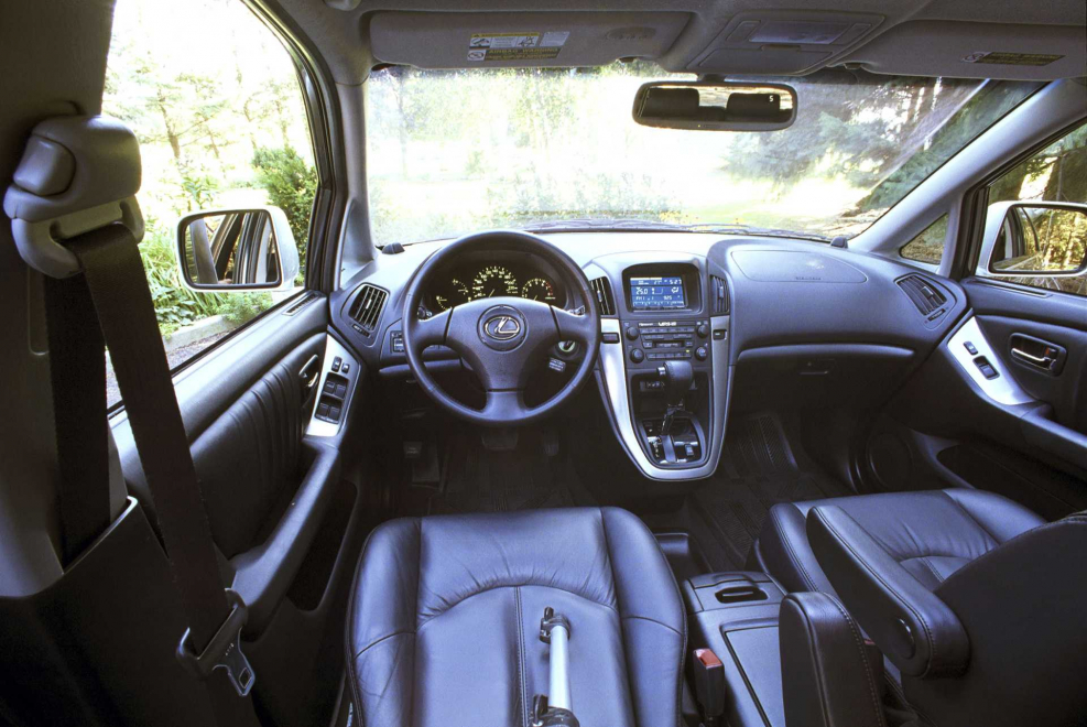 Lexus rx300 салон