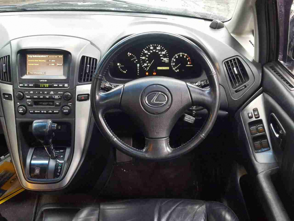 Лексус rx300 2001 салон