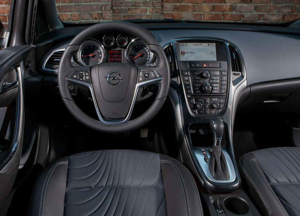 Opel Astra 2014 хэтчбек салон