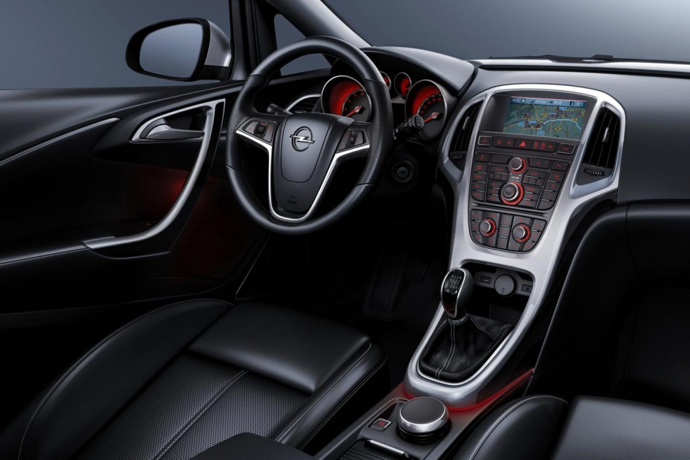 Opel Astra j 2012 салон