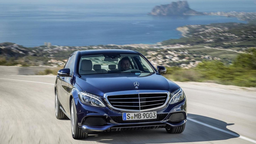 Mercedes купе c class сзади