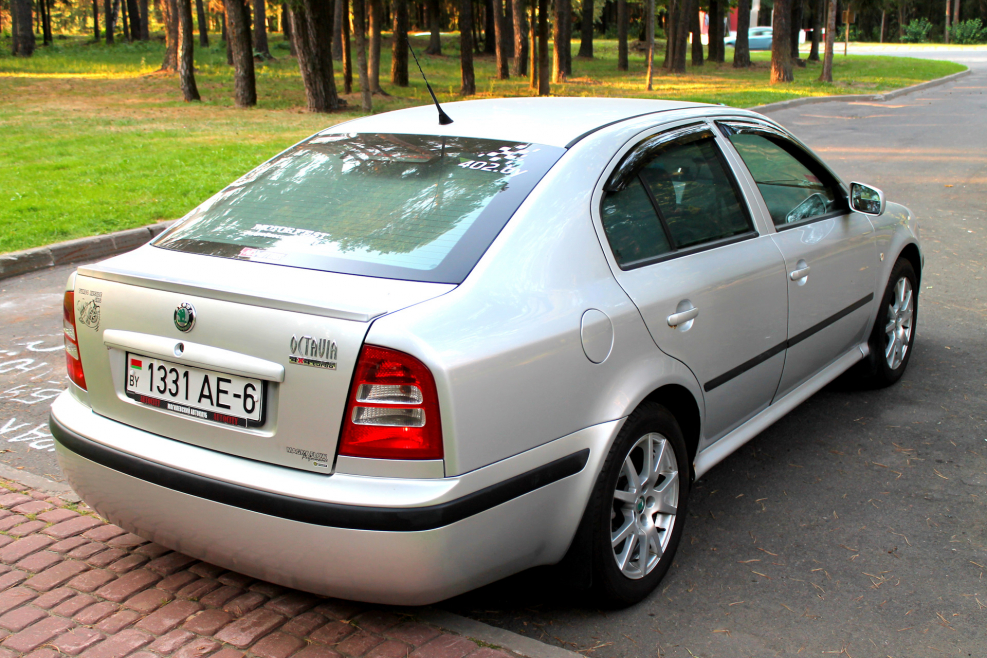 Октавия 1.8 турбо 2012