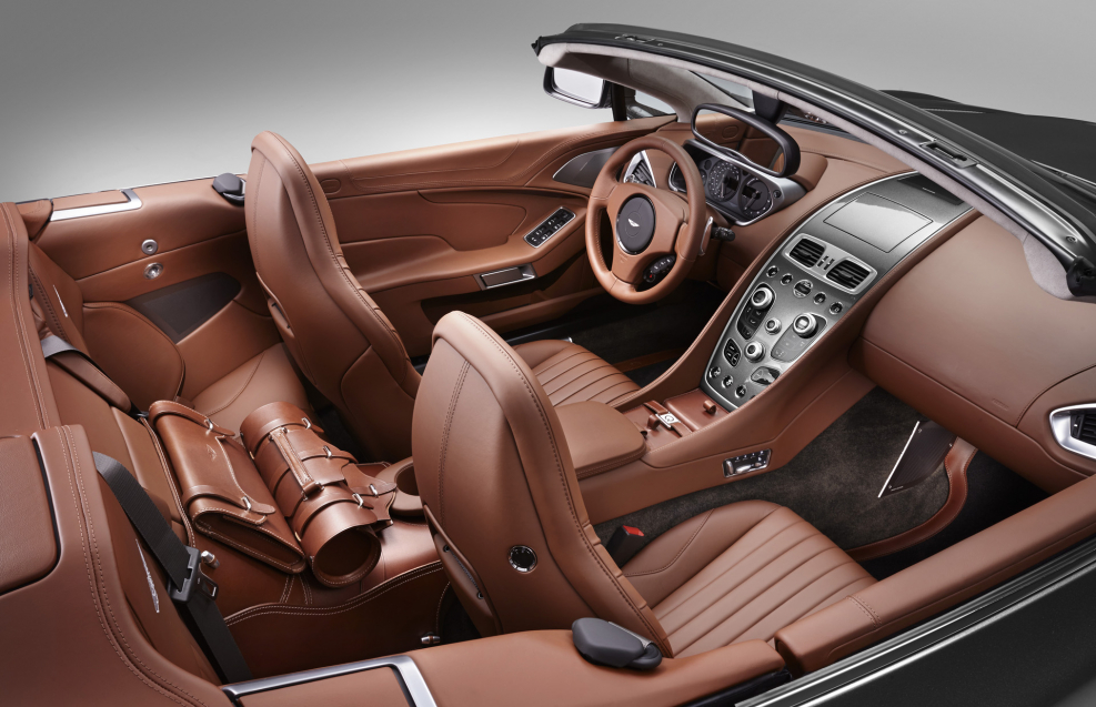 Aston Martin Vanquish салон