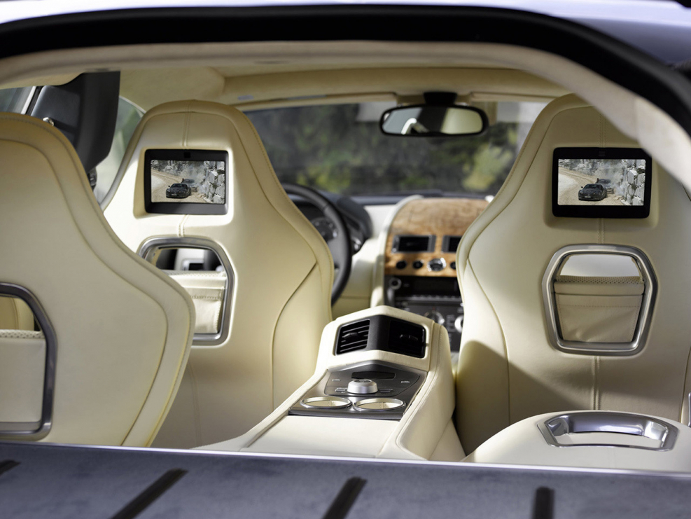 Aston Martin rapide салон