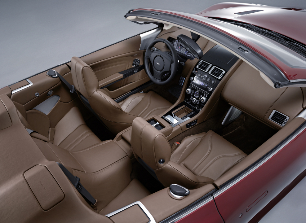 Aston Martin db11 салон