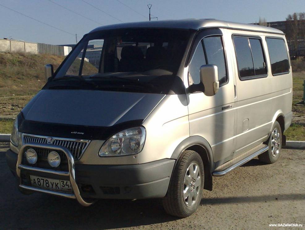 ГАЗ 2217 Баргузин с кенгурятником