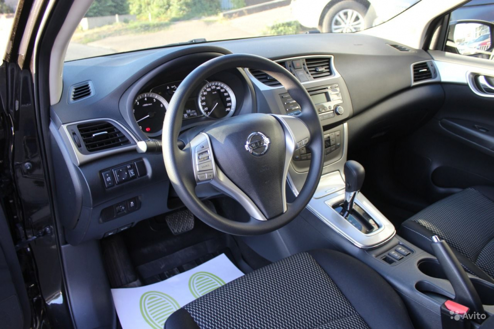 Nissan Tiida c13 салон