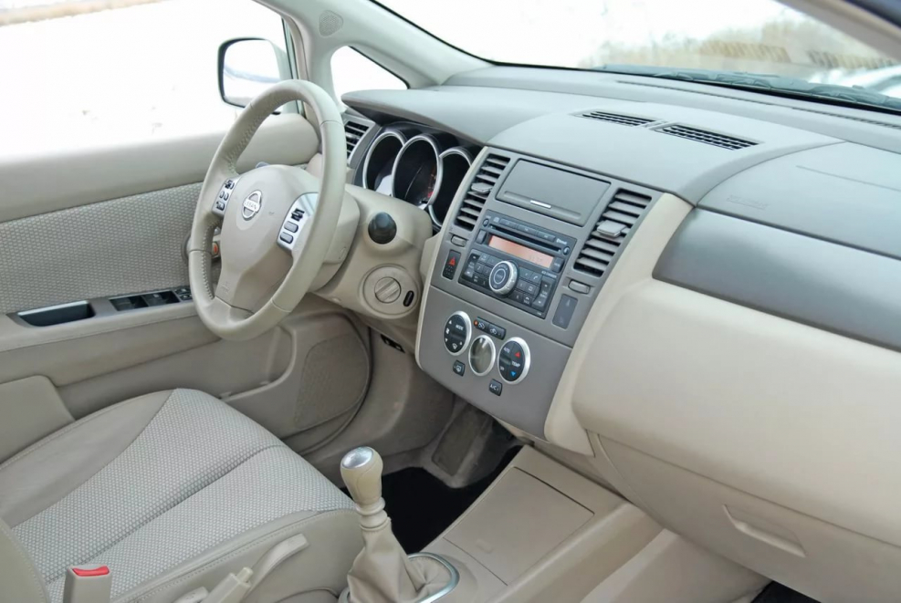Nissan Tiida Tekna
