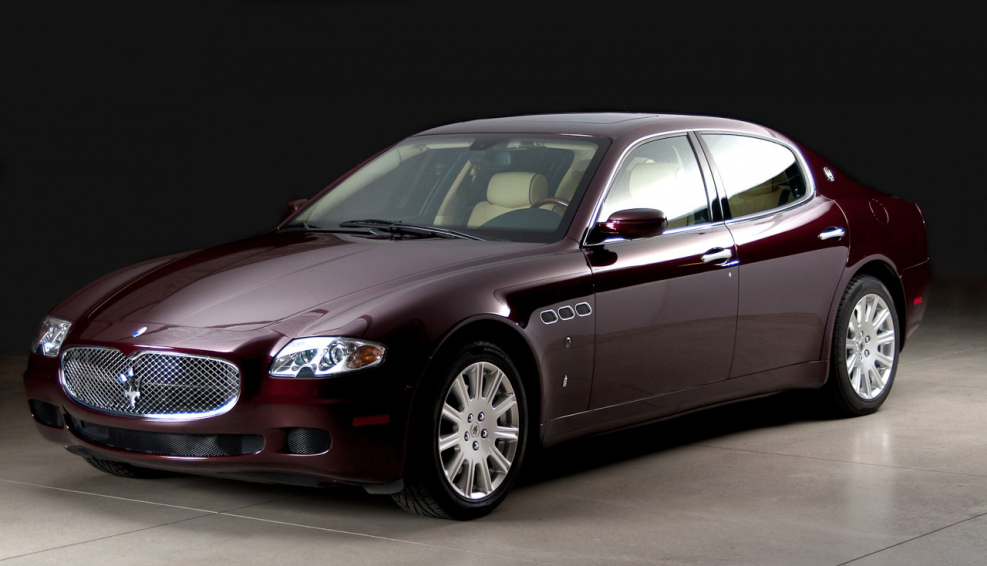 Maserati Quattroporte v 2005