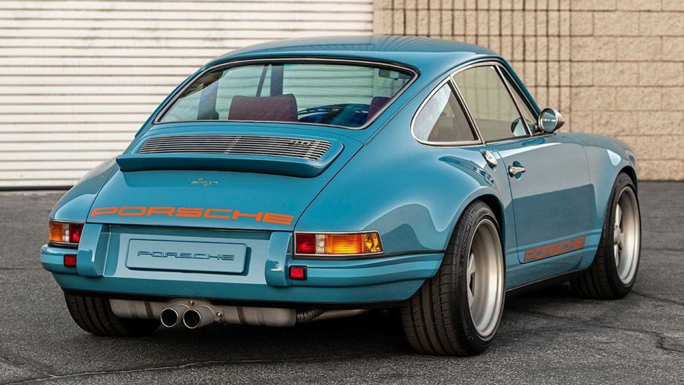 1990 911 Reimagined by Singer