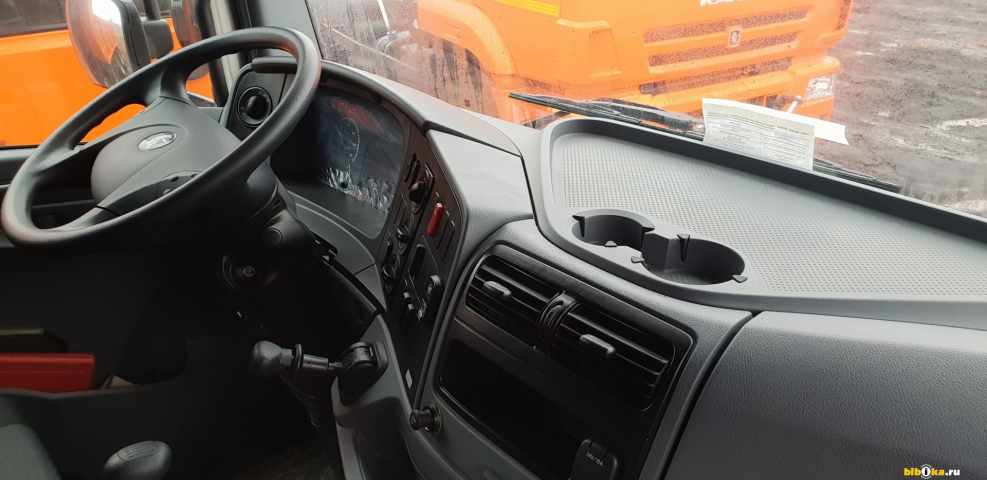 КАМАЗ 5490-s5 панель
