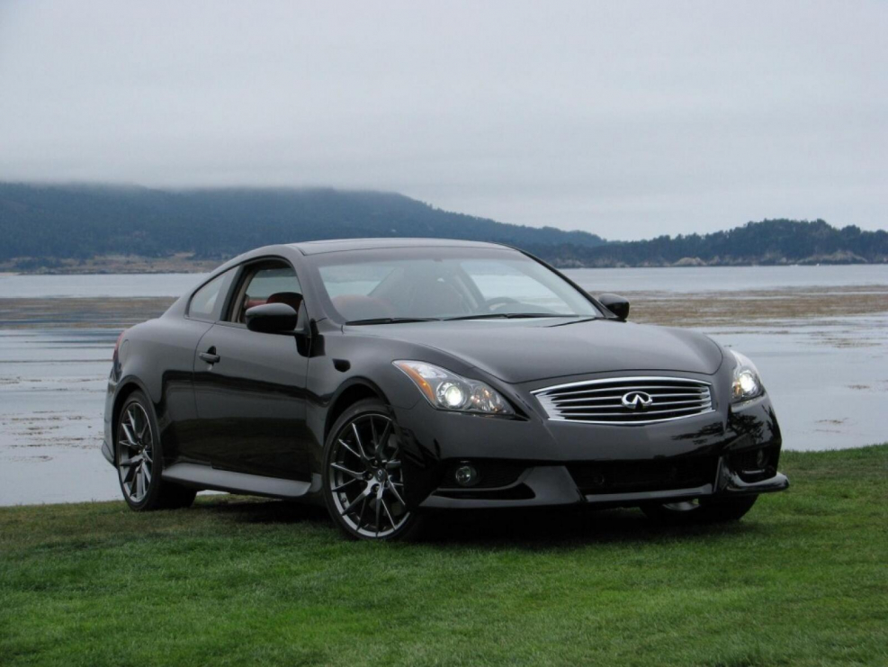 Nissan g37 Coupe