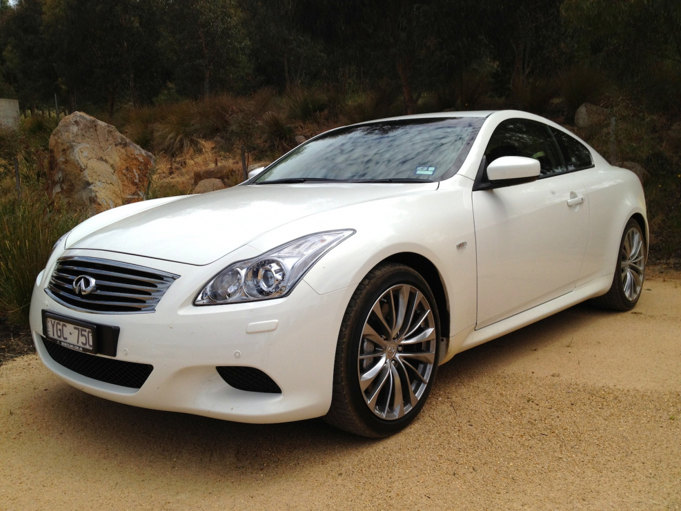 Infiniti g37s Coupe