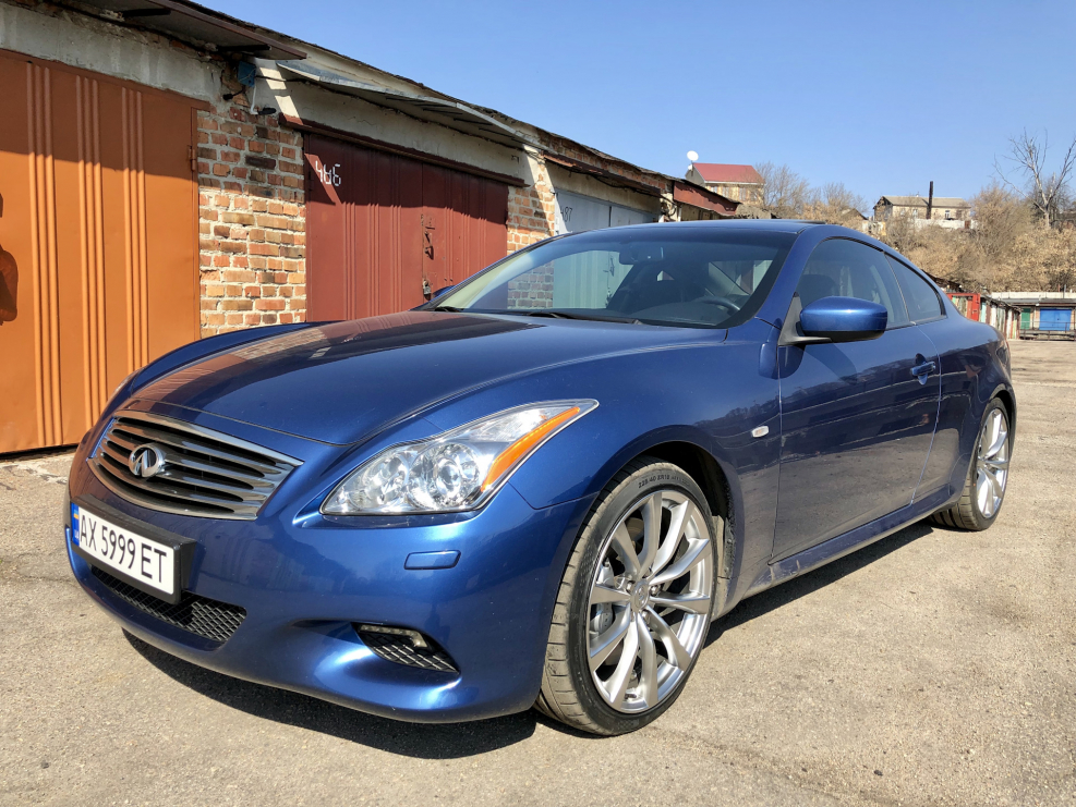 Infiniti g37 2009