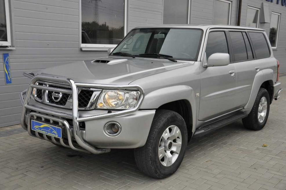 Nissan Patrol y61 2004