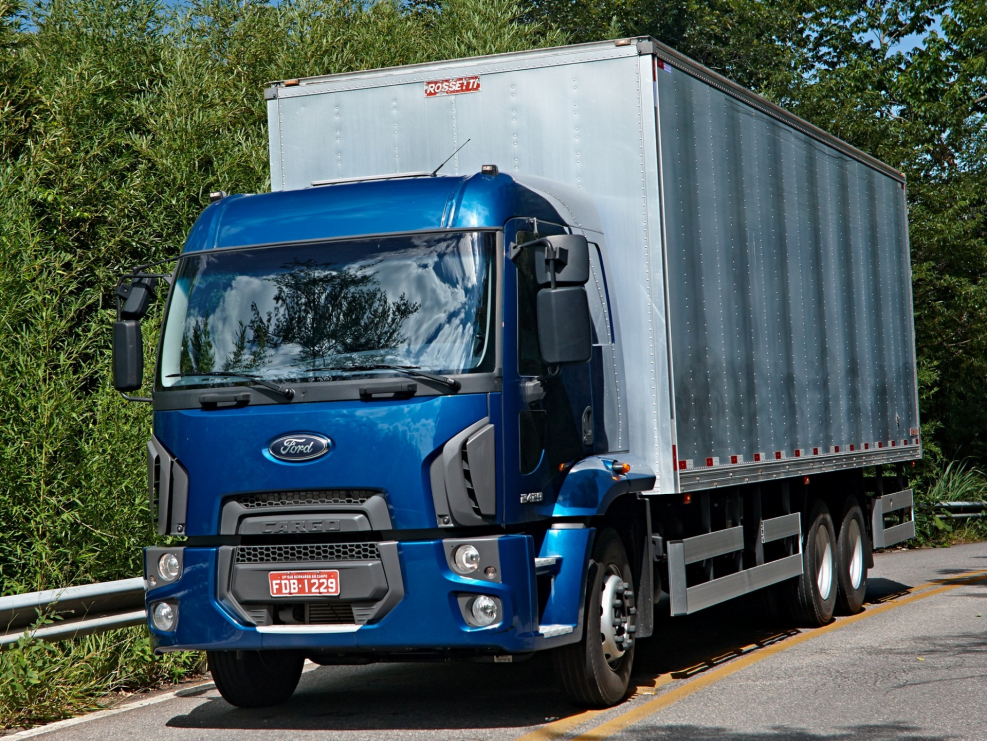Ford Cargo 2012