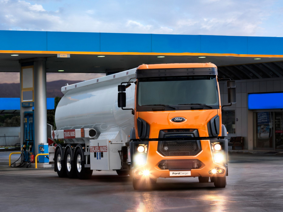 Тягач Ford Cargo 1846t