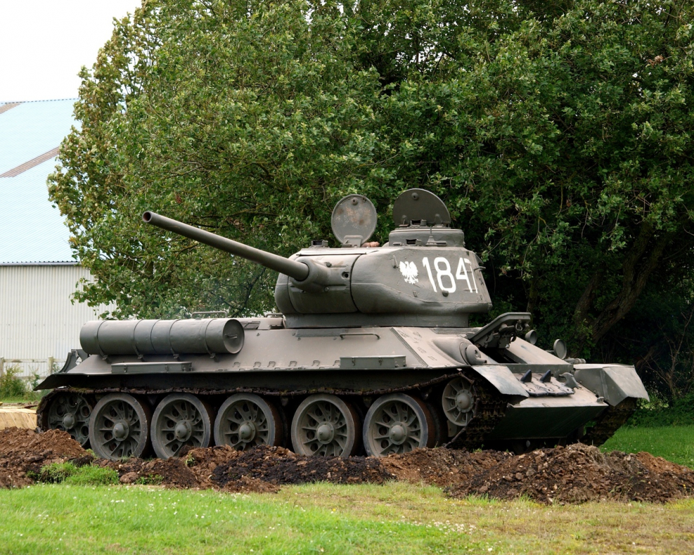 Памятник танк т-34