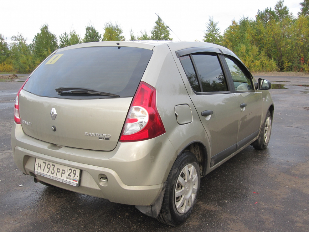 Renault Sandero светлый базальт