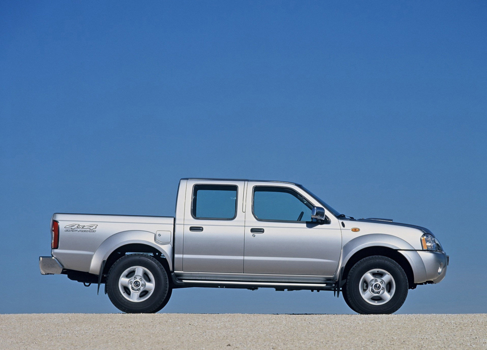 Nissan np300 d22