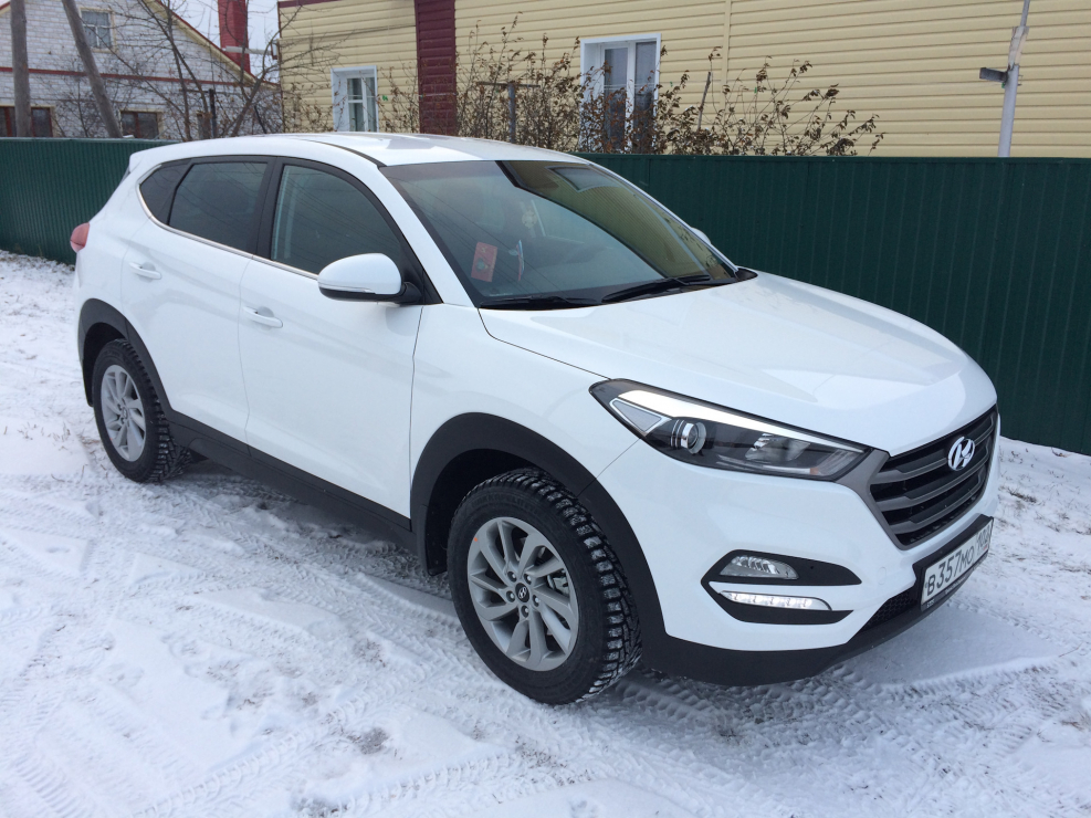Hyundai Tucson белый