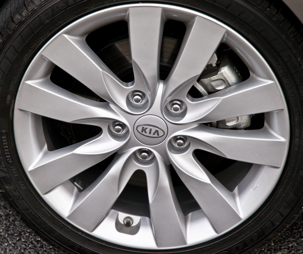 Диски Kia Cerato Forte r17