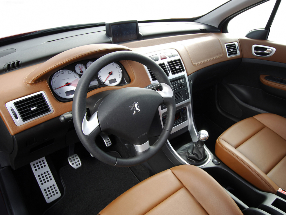 Peugeot 307 i Рестайлинг салон