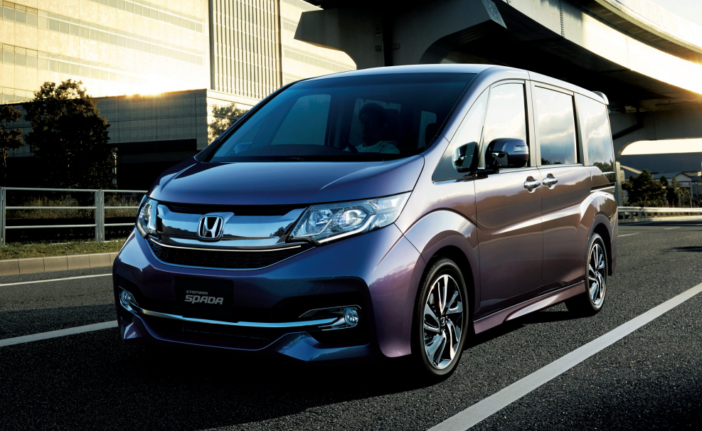 Honda Stepwgn spada 2015