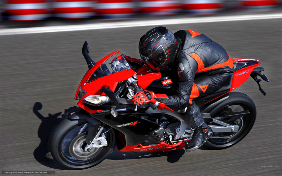 Aprilia 800