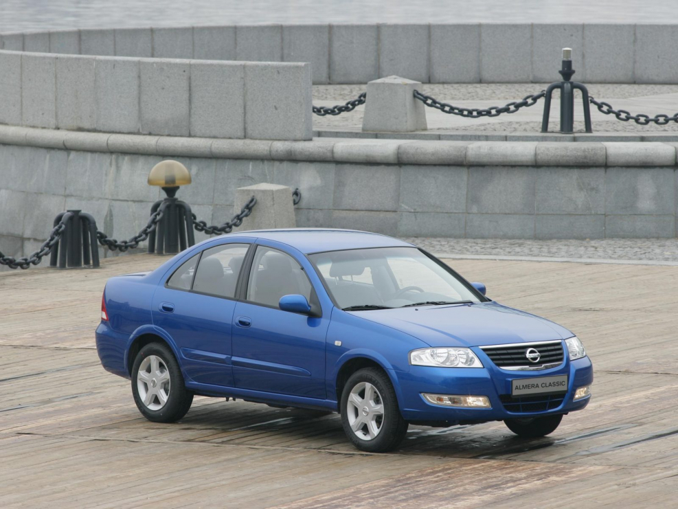 Nissan Almera b10