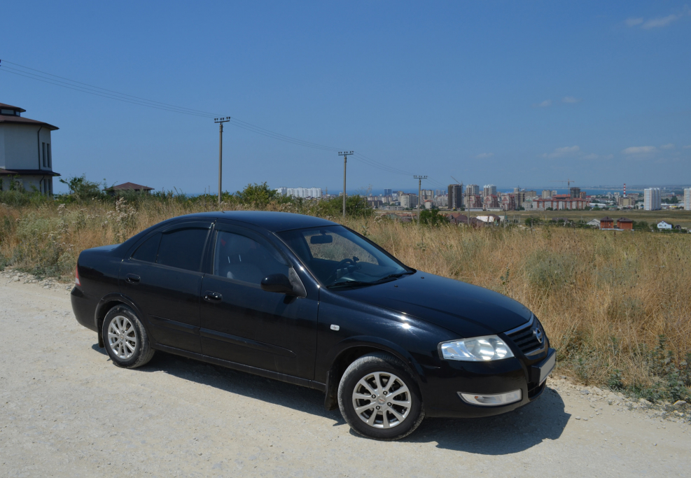 Nissan Sunny b10