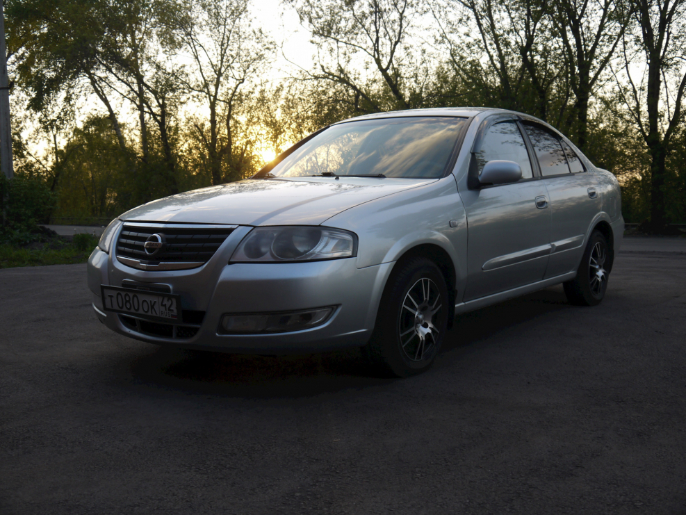 Nissan Almera b10