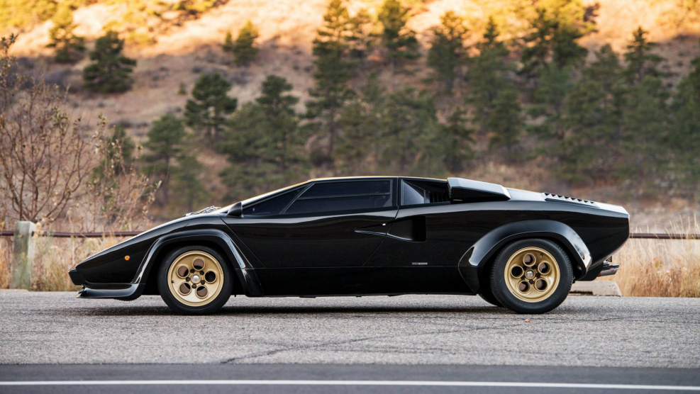 Ламборгини Каунтач lp400s