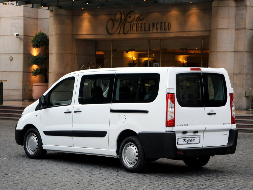 Peugeot traveller 2016